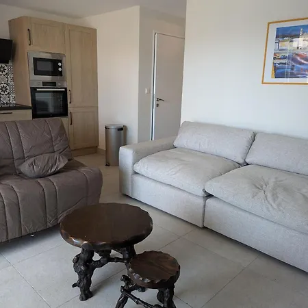 T2 Renove, Climatise, Proche Avec Parking A - Fr-1-797-59 Apartment